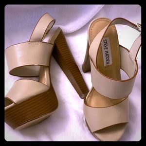 Steve Madden Dulcee platform heels